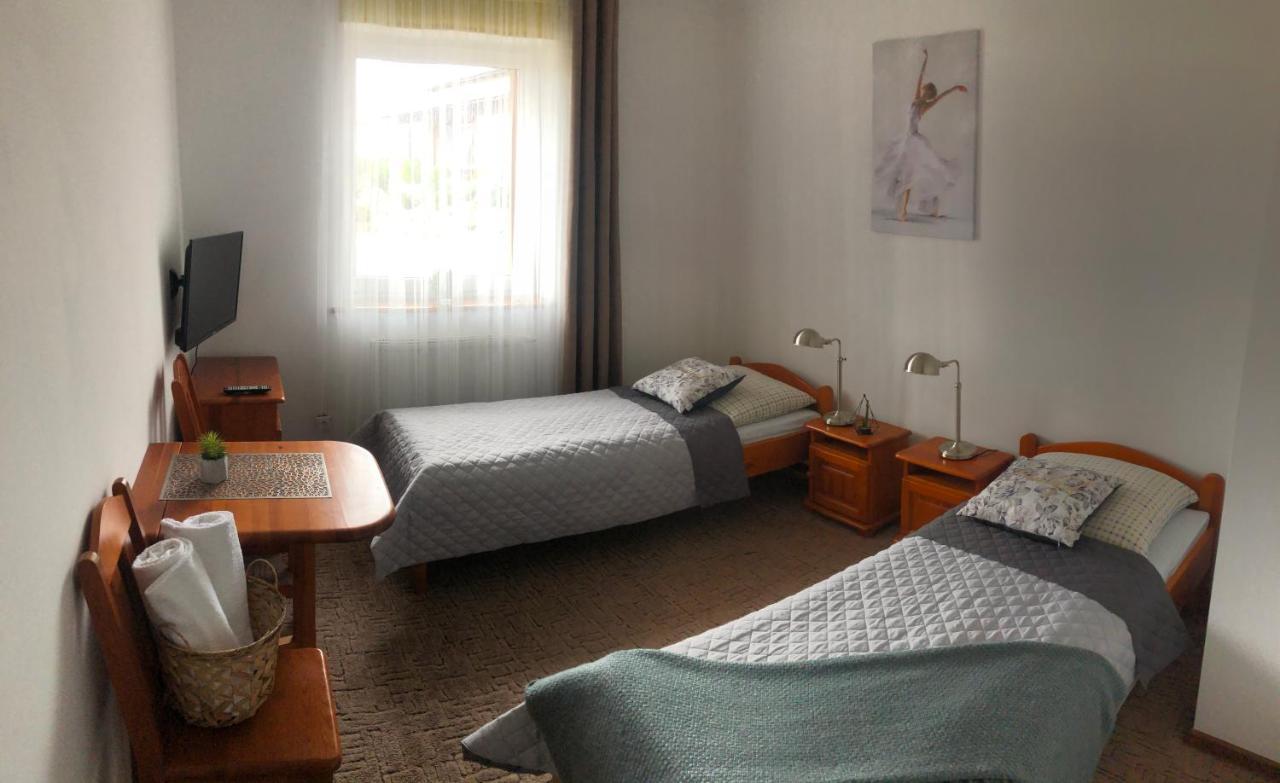 Gościniec Rutikal Sianow Zewnętrze zdjęcie